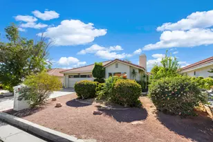 39865 Sweetwater Dr, Palm Desert, CA 92211 - Photo 2