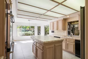 39865 Sweetwater Dr, Palm Desert, CA 92211 - Photo 18