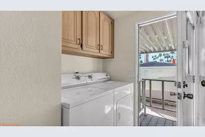 90 Caravan Street, Palm Springs, CA 92264 - Photo 18