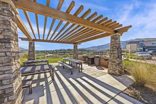 24569 Sonieta Ct, Corona, CA 92883 - Photo 36