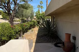 3092 Sunflower Cir E, Palm Springs, CA 92262 - Photo 6