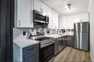 2809 N Los Felices Circle E, Palm Springs, CA 92262 - Photo 2