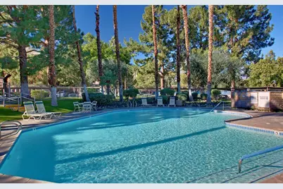 2809 N Los Felices Circle E #212, Palm Springs, CA 92262 - Photo 28