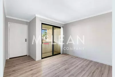2809 N Los Felices Circle E #212, Palm Springs, CA 92262 - Photo 14