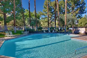 2809 N Los Felices Circle E, Palm Springs, CA 92262 - Photo 24