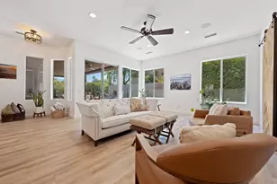 7 Hillcrest Dr, Palm Desert, CA 92260 - Photo 12