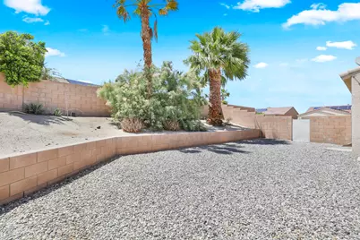 68073 Madrid Road, Cathedral City, CA 92234 - Photo 22