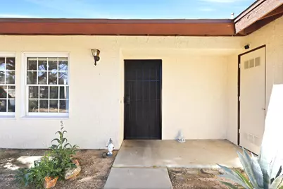 7526 Apache Trail, Yucca Valley, CA 92284 - Photo 4