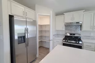 73296 Broadmoor Dr, Thousand Palms, CA 92276 - Photo 10