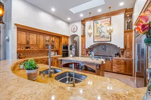 35 Overland Ct, Palm Desert, CA 92260 - Photo 8