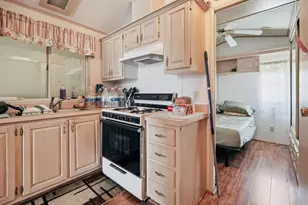 70200 Dillon Road, Desert Hot Springs, CA 92241 - Photo 14