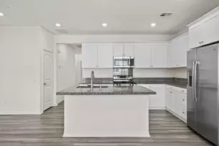 16650 Wyndham Ln, Fontana, CA 92336 - Photo 10