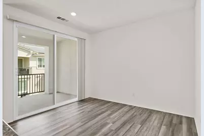 16650 Wyndham Lane #4, Fontana, CA 92336 - Photo 8