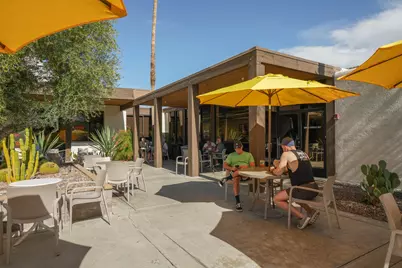 600-750 E Tahquitz Canyon Way E, Palm Springs, CA 92262 - Photo 32