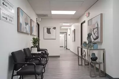 2825 E Tahquitz Canyon Way E, Palm Springs, CA 92262 - Photo 12