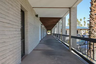 2825 E Tahquitz Canyon Way E, Palm Springs, CA 92262 - Photo 60