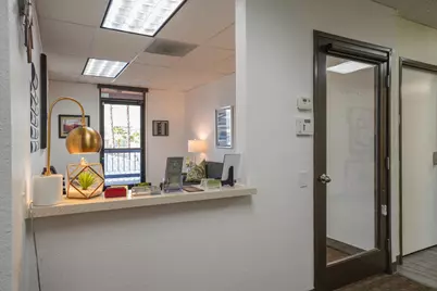 2825 E Tahquitz Canyon Way E, Palm Springs, CA 92262 - Photo 38