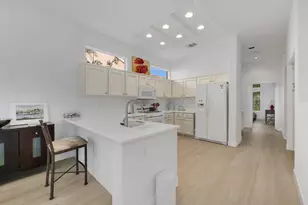 38543 Bent Palm Dr, Palm Desert, CA 92211 - Photo 10