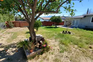 831 W George St, Banning, CA 92220 - Photo 32