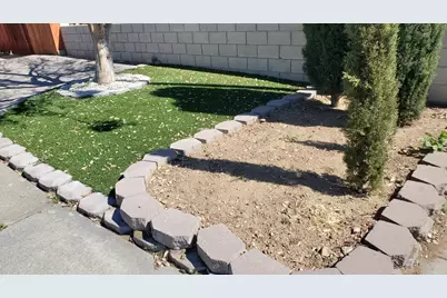 831 W George Street, Banning, CA 92220 - Photo 4