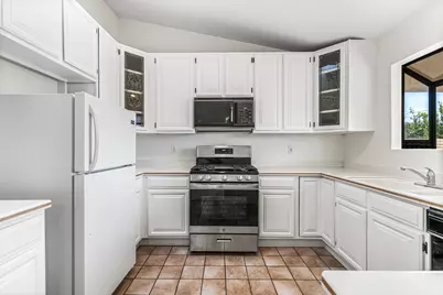 30320 Travis Avenue, Cathedral City, CA 92234 - Photo 14