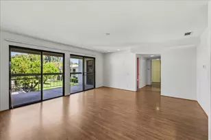 453 E Via Escuela, Palm Springs, CA 92262 - Photo 6