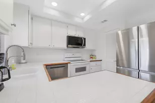 72964 Ken Rosewall Ln, Palm Desert, CA 92260 - Photo 10