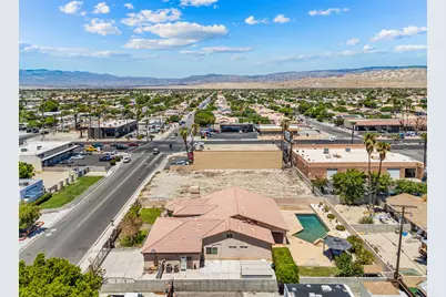 32100 Whispering Palms Trail, Cathedral City, CA 92234 - Photo 36