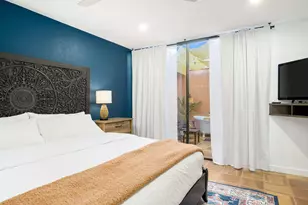 298 San Vincente Cir, Palm Desert, CA 92260 - Photo 14