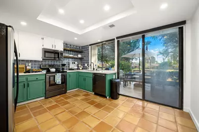 298 San Vincente Circle, Palm Desert, CA 92260 - Photo 20