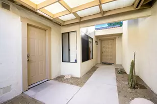 298 San Vincente Cir, Palm Desert, CA 92260 - Photo 2