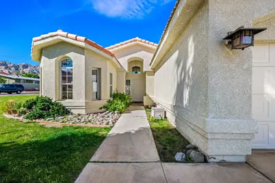 52725 Avenue Alvarado, La Quinta, CA 92253 - Photo 2