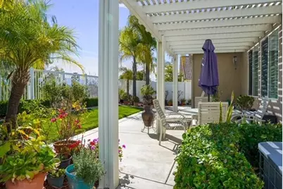 39380 Beringer Drive, Murrieta, CA 92563 - Photo 2