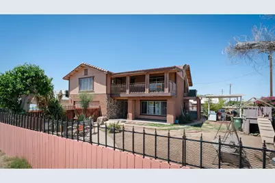 407 S Eastern Avenue, Brawley, CA 92227 - Photo 1