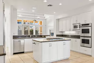 14 Collegiate Cir, Rancho Mirage, CA 92270 - Photo 16