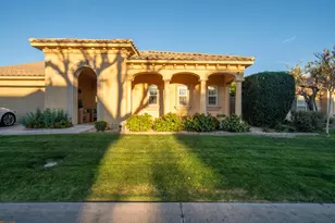 41126 Prospect Ct, Indio, CA 92203 - Photo 10