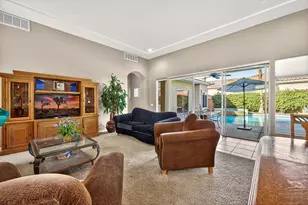 74 Rocio Ct, Palm Desert, CA 92260 - Photo 8