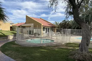 32200 Cathedral Canyon Dr, Cathedral City, CA 92234 - Photo 16