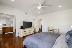 270 Vista Royale Cir E, Palm Desert, CA 92211 - Photo 22