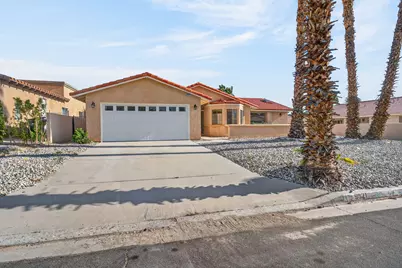 9621 Siwanoy Drive, Desert Hot Springs, CA 92240 - Photo 2