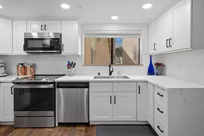 1655 S Beverly #A, Palm Springs, CA 92264 - Photo 10