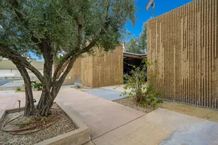 211 N Sunrise Way, Palm Springs, CA 92262 - Photo 10