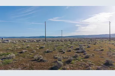 217 Ave D Pav 175 Stw N, Fairmont, CA 93536 - Photo 4