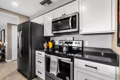 45720 Club Circle Drive #285, Palm Desert, CA 92260 - Photo 10