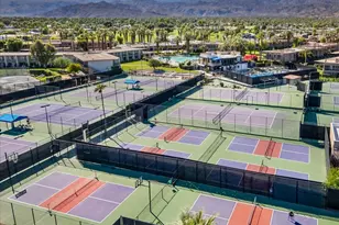 45720 Club Cir Dr, Palm Desert, CA 92260 - Photo 2