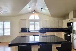 98 N Paseo Laredo N, Cathedral City, CA 92234 - Photo 26