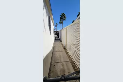 98 N Paseo Laredo N, Cathedral City, CA 92234 - Photo 48