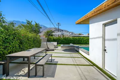 359 W Avenida Cerca, Palm Springs, CA 92262 - Photo 24