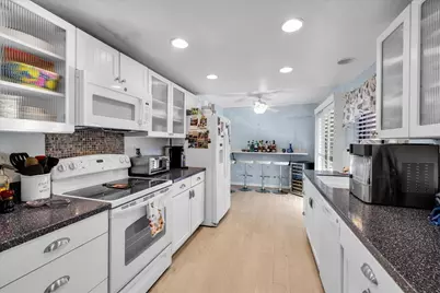 72303 Sommerset Drive, Palm Desert, CA 92260 - Photo 8