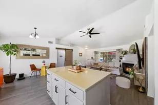 30629 Camrose Dr, Cathedral City, CA 92234 - Photo 10